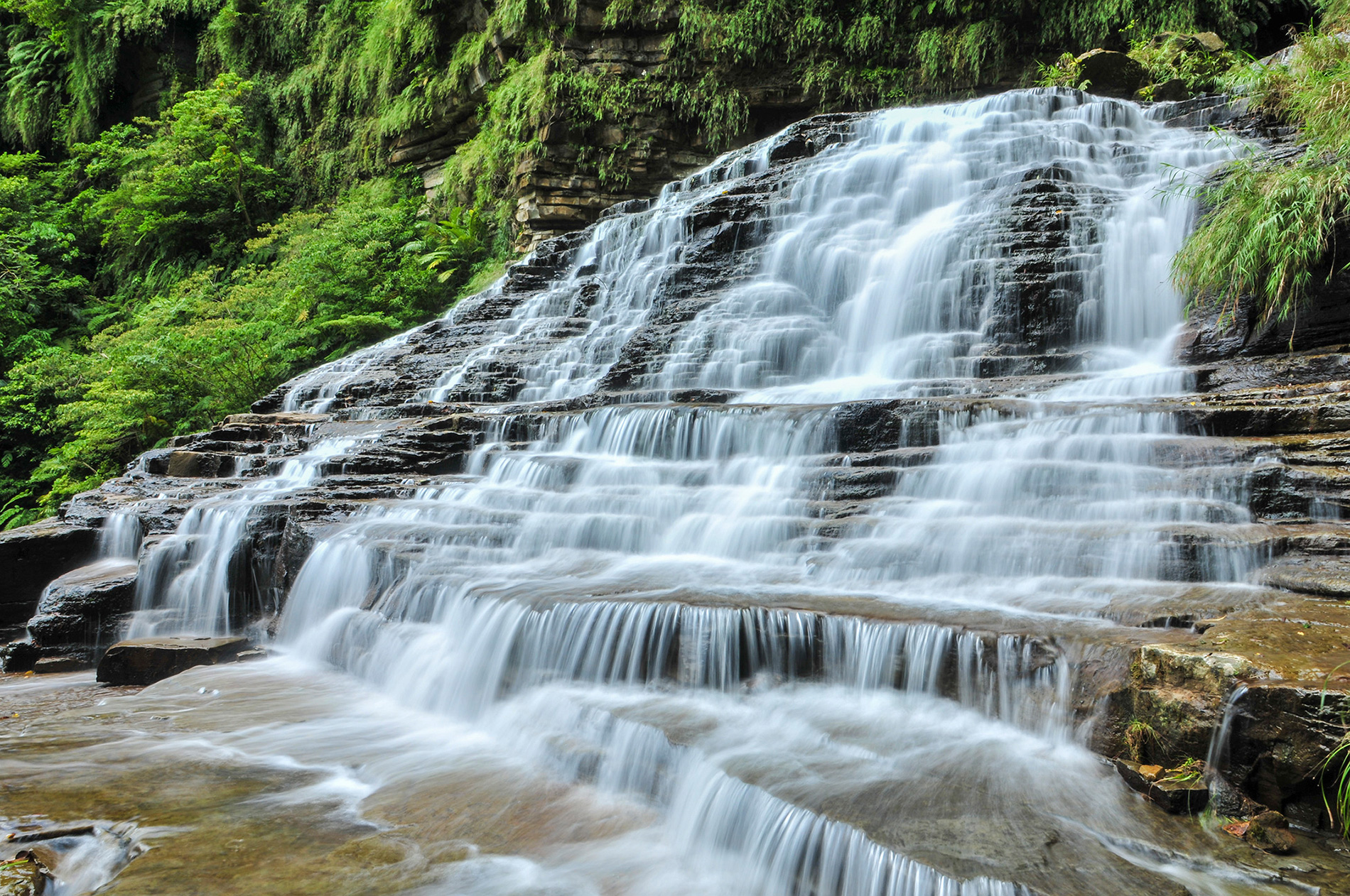 浦内川源流域＜横断道・マヤグスクの滝＞ - 地域社会の持続的発展へ